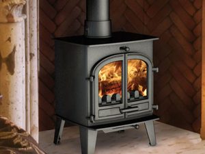 Traditional free-standing stove