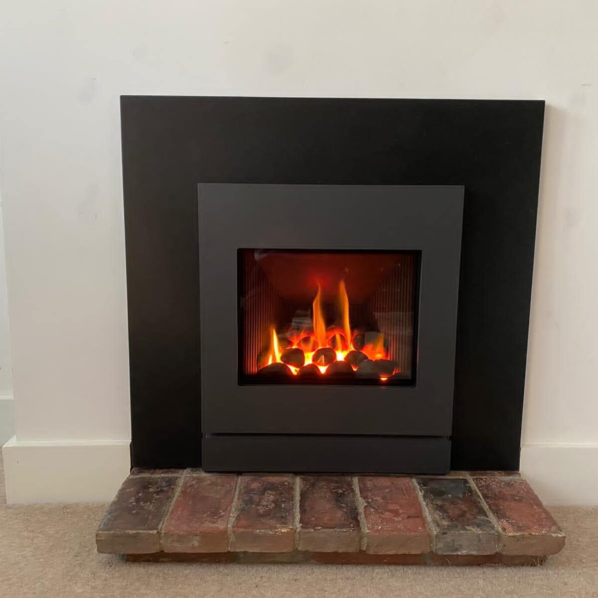 Gas stoves installed Logic Designio front